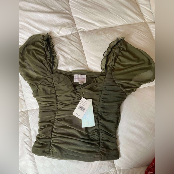 Stylish Olive Green Ruched Blouse - Picture 3 of 6